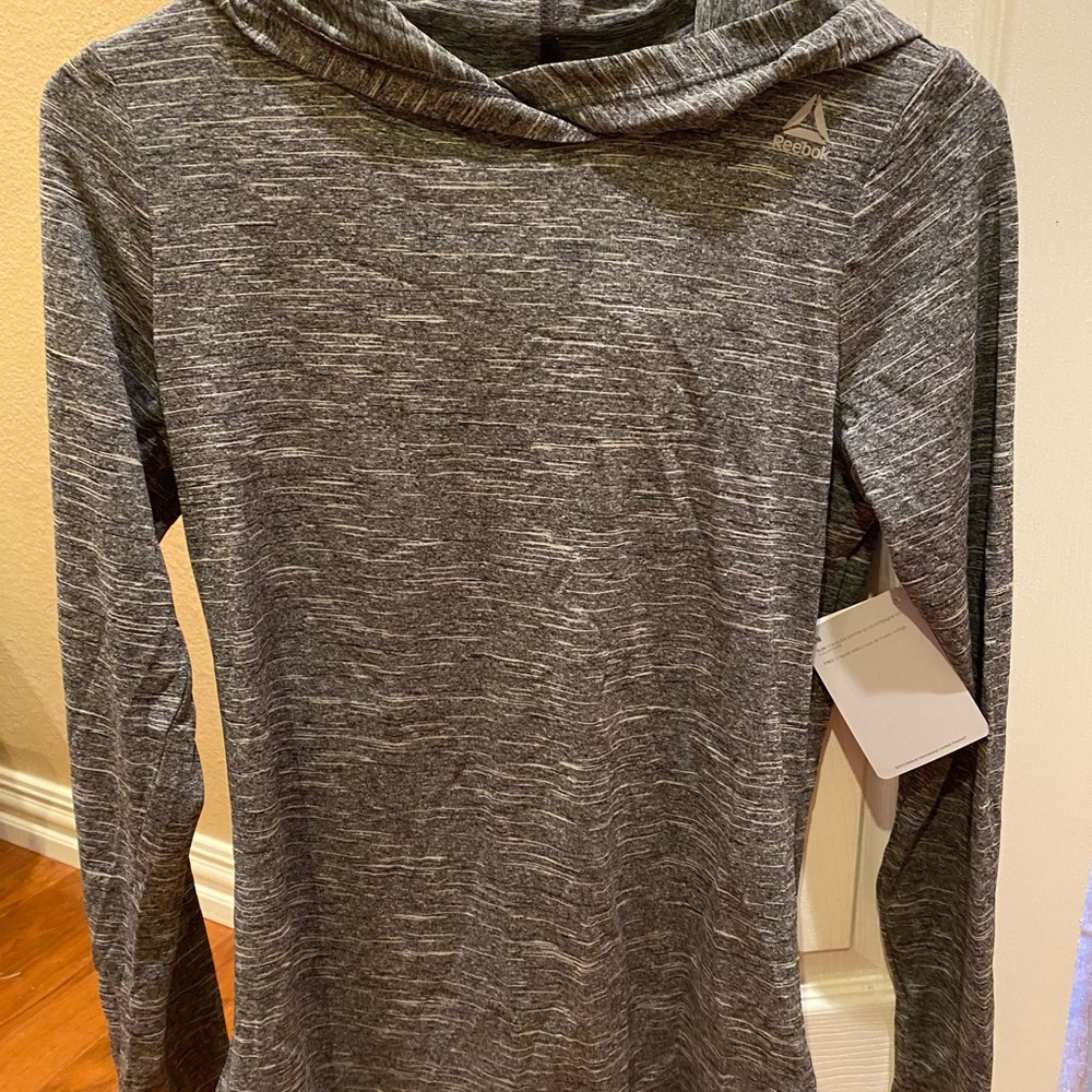 Reebok women’s top